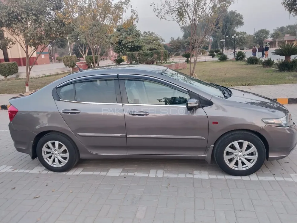 Honda City 2018 for Sale in Khanewal Honda City 2018 for Sale in Khanewal Image-9