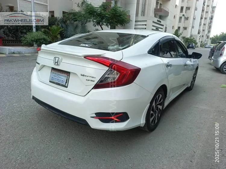 ہونڈا سوک 2016 for Sale in کراچی ہونڈا سوک 2016 for Sale in کراچی Image-5