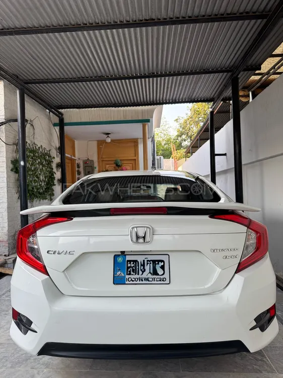 Honda Civic 2017 for Sale in Peshawar Image-1