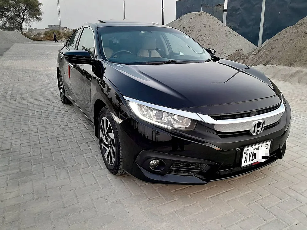 Honda Civic 2018 for Sale in Lahore Honda Civic 2018 for Sale in Lahore Image-6