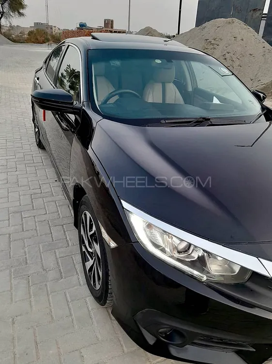 Honda Civic 2018 for Sale in Lahore Honda Civic 2018 for Sale in Lahore Image-11