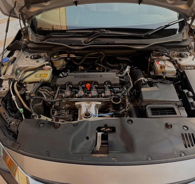 Honda Civic 2020 for Sale in Faisalabad Honda Civic 2020 for Sale in Faisalabad Image-12