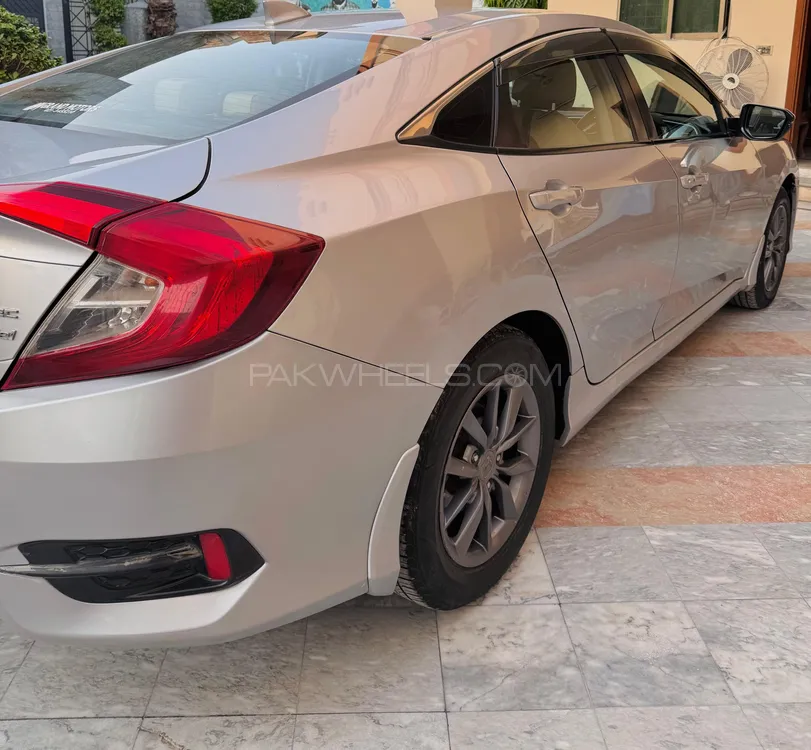 Honda Civic 2020 for Sale in Faisalabad Honda Civic 2020 for Sale in Faisalabad Image-4