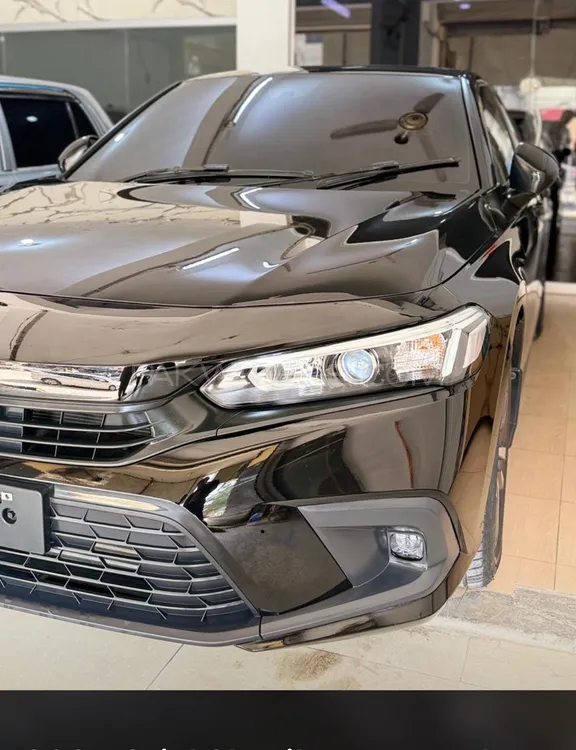 Honda Civic 2025 for Sale in Hyderabad Image-1