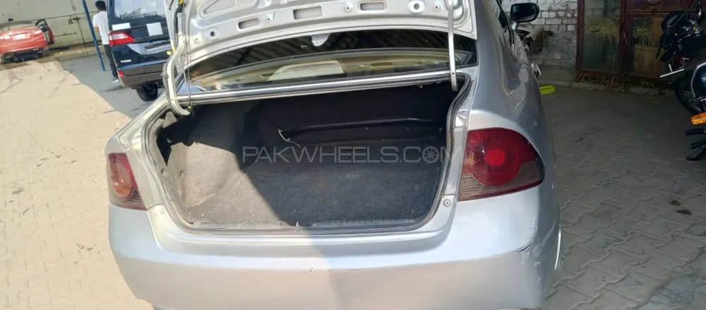 ہونڈا سوک 2010 for Sale in گجرات ہونڈا سوک 2010 for Sale in گجرات Image-9