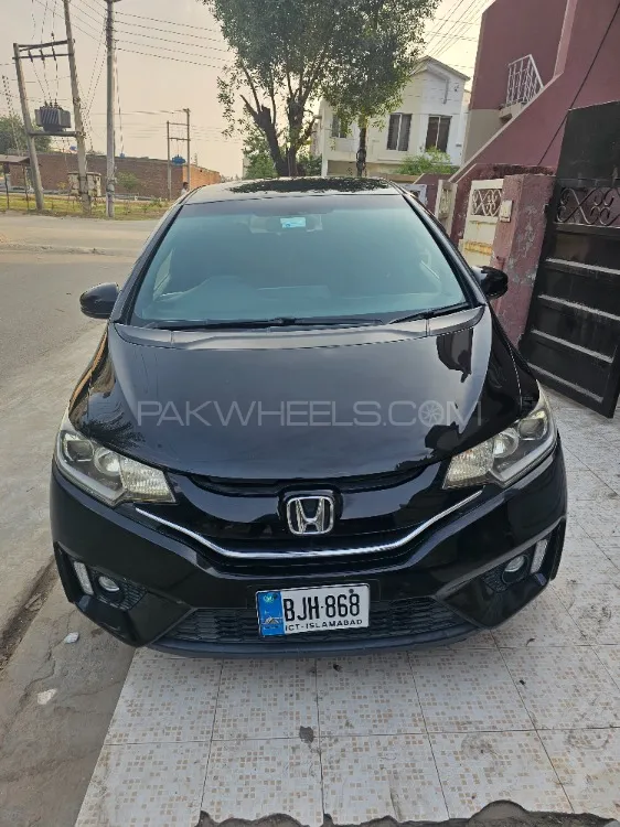 Honda Fit 2014 for Sale in Lahore Image-1