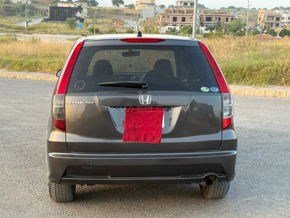 Honda Stream 2007 for Sale in Rawalpindi Honda Stream 2007 for Sale in Rawalpindi Image-7