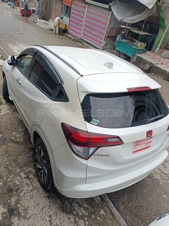 Honda Vezel 2014 for Sale in Dir Honda Vezel 2014 for Sale in Dir Image-1