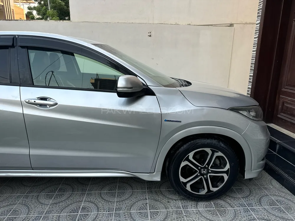Honda Vezel 2014 for Sale in Karachi Honda Vezel 2014 for Sale in Karachi Image-7