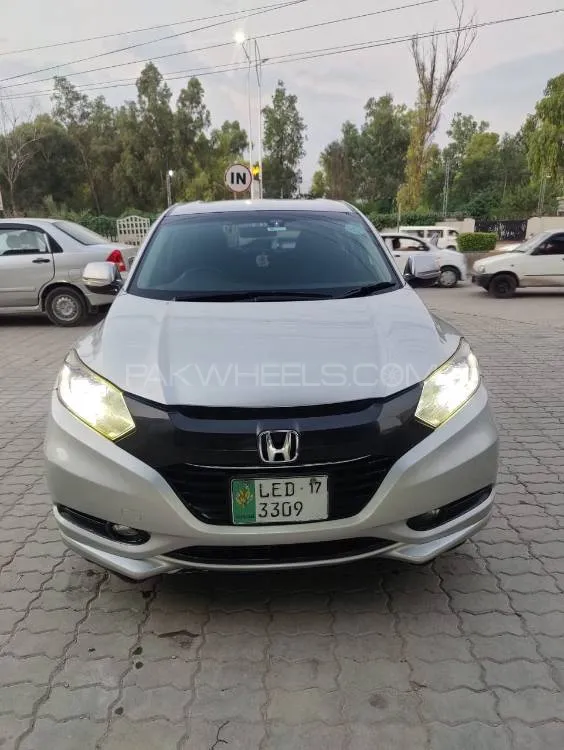 Honda Vezel 2014 for Sale in Islamabad Honda Vezel 2014 for Sale in Islamabad Image-5