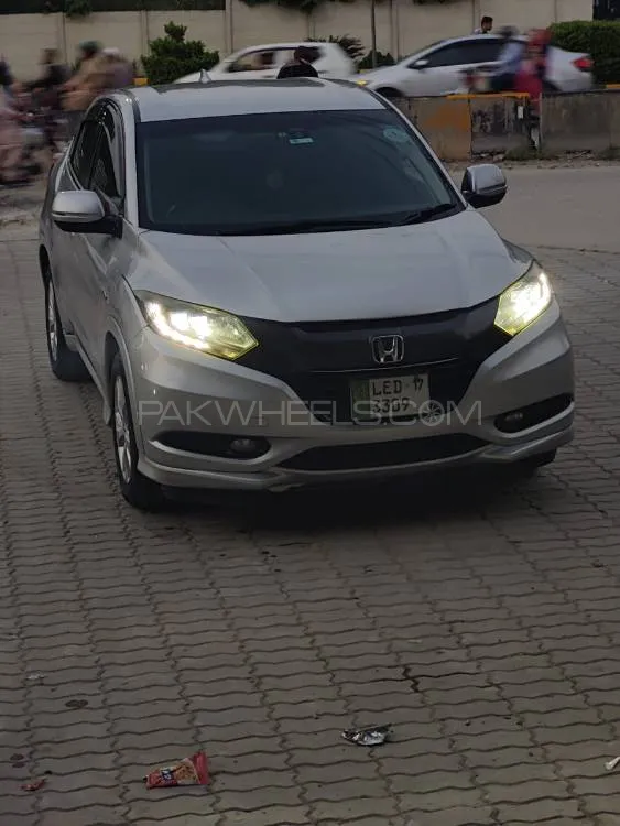 Honda Vezel 2014 for Sale in Islamabad Honda Vezel 2014 for Sale in Islamabad Image-11