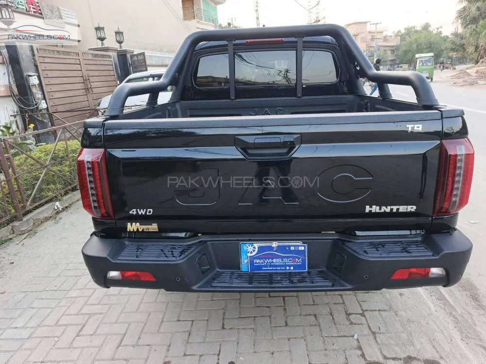 JAC T9 2025 for Sale in Rawalpindi JAC T9 2025 for Sale in Rawalpindi Image-6
