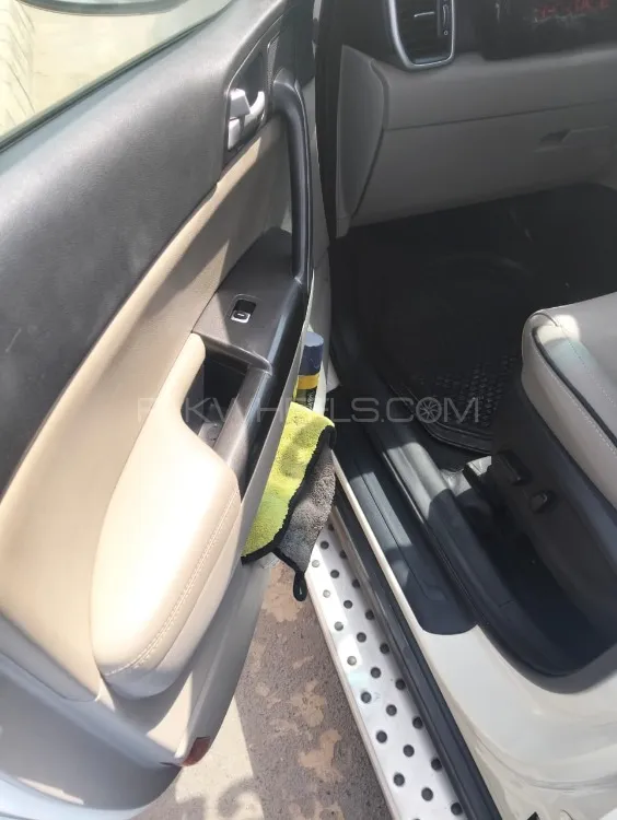 KIA Sportage 2020 for Sale in Karachi KIA Sportage 2020 for Sale in Karachi Image-10