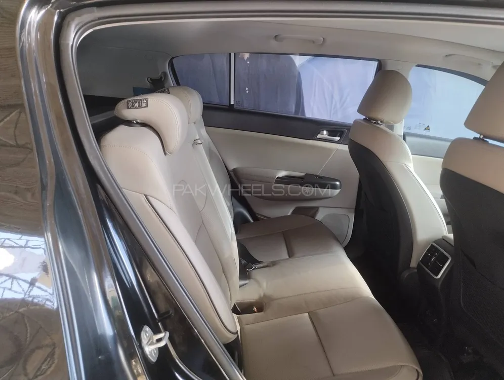 KIA Sportage 2021 for Sale in Lahore KIA Sportage 2021 for Sale in Lahore Image-11