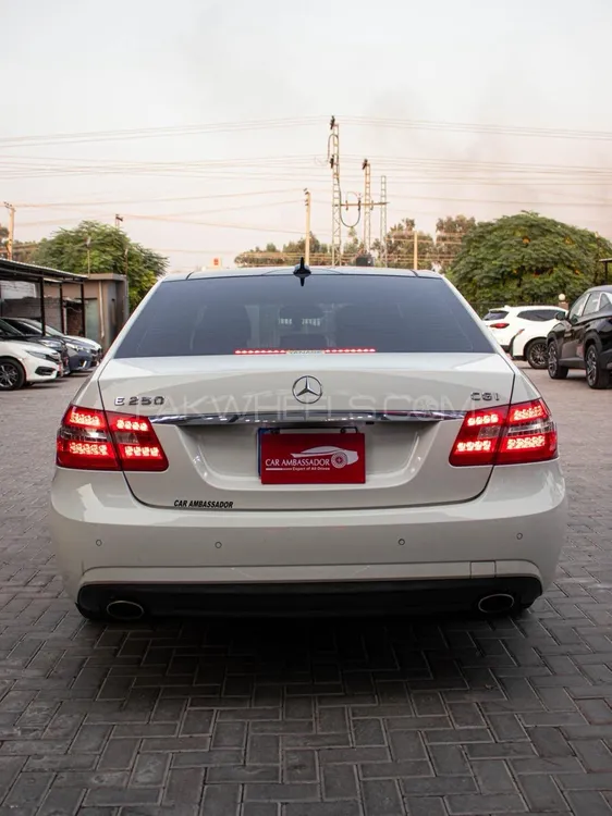 مرسڈیز بینز ای کلاس 2010 for Sale in اسلام آباد مرسڈیز بینز ای کلاس 2010 for Sale in اسلام آباد Image-5