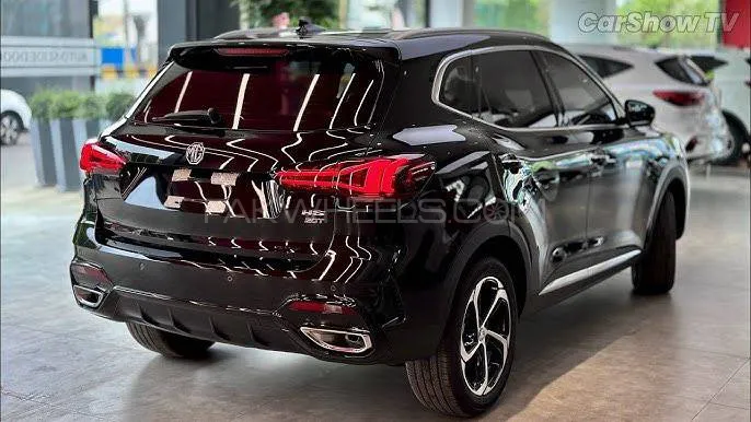 MG HS 2025 for Sale in Lahore MG HS 2025 for Sale in Lahore Image-5