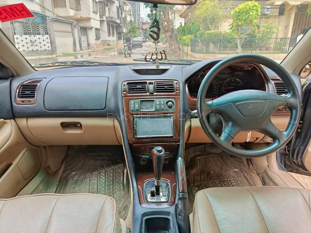مٹسوبیشی گلینٹ 2005 for Sale in کراچی مٹسوبیشی گلینٹ 2005 for Sale in کراچی Image-8