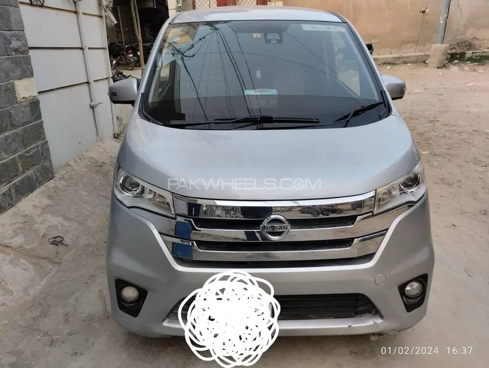 Nissan Dayz 2015 for Sale in Karachi Nissan Dayz 2015 for Sale in Karachi Image-1