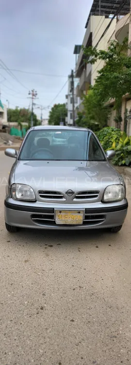 Nissan March 2001 for Sale in Karachi Image-1