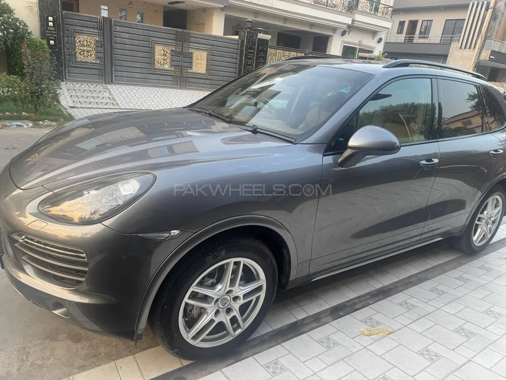 Porsche Cayenne 2013 for Sale in Lahore Image-1