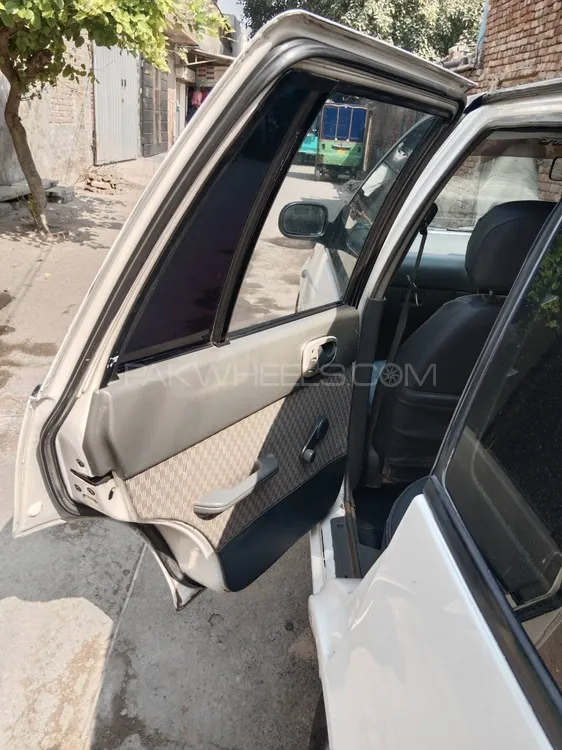 Suzuki Cultus 2017 for Sale in Faisalabad Suzuki Cultus 2017 for Sale in Faisalabad Image-12