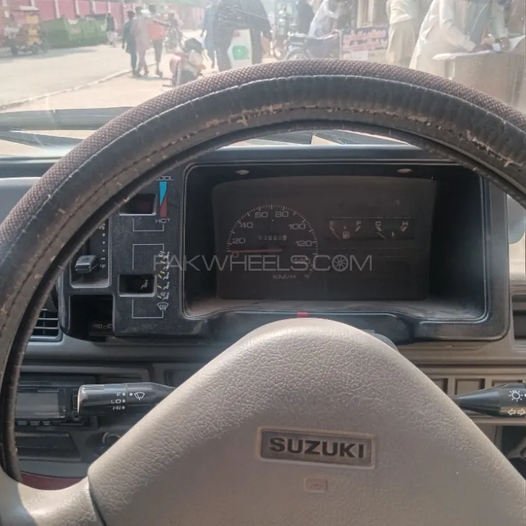 Suzuki Mehran 2006 for Sale in Chiniot Suzuki Mehran 2006 for Sale in Chiniot Image-8