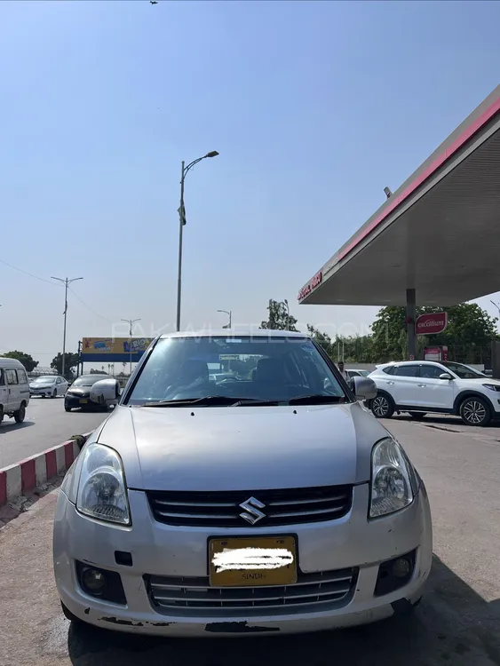 Suzuki Swift 2010 for Sale in Karachi Suzuki Swift 2010 for Sale in Karachi Image-1