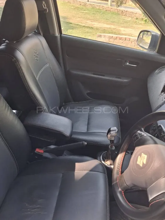 Suzuki Swift 2014 for Sale in Lahore Suzuki Swift 2014 for Sale in Lahore Image-11