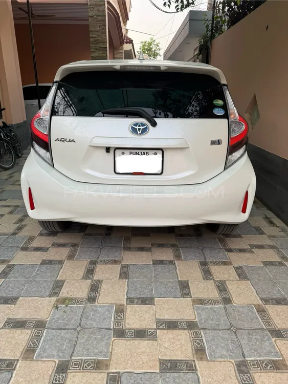 Toyota Aqua 2020 for Sale in Bahawalpur Toyota Aqua 2020 for Sale in Bahawalpur Image-2