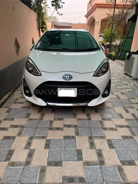 Toyota Aqua 2020 for Sale in Lahore Image-1