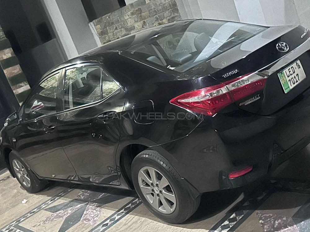 Toyota Corolla 2016 for Sale in Gujranwala Image-1