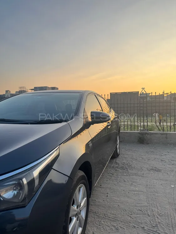 Toyota Corolla 2017 for Sale in Sialkot Image-1