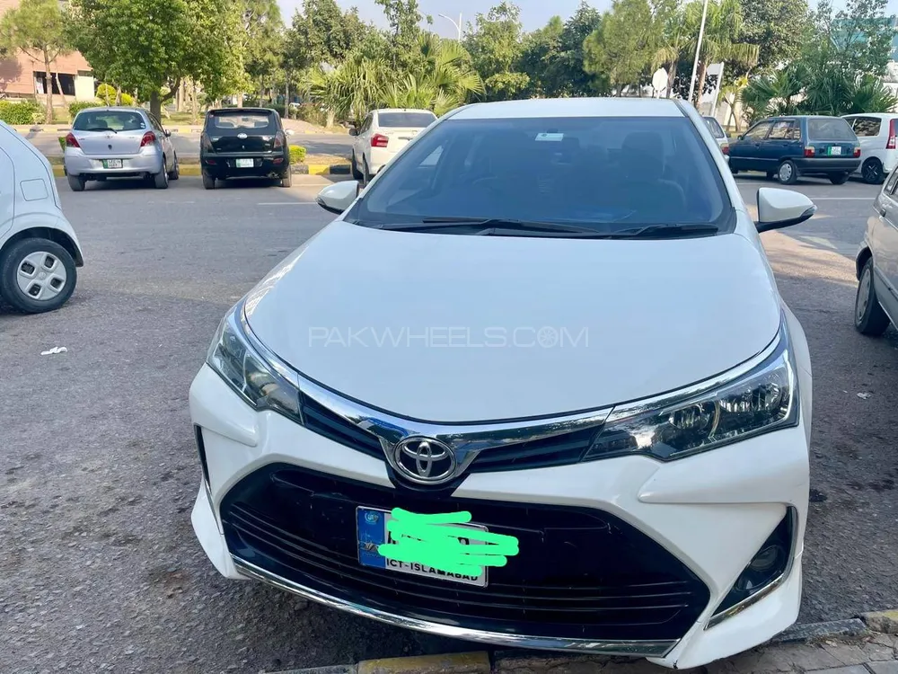 Toyota Corolla 2021 for Sale in Islamabad Image-1