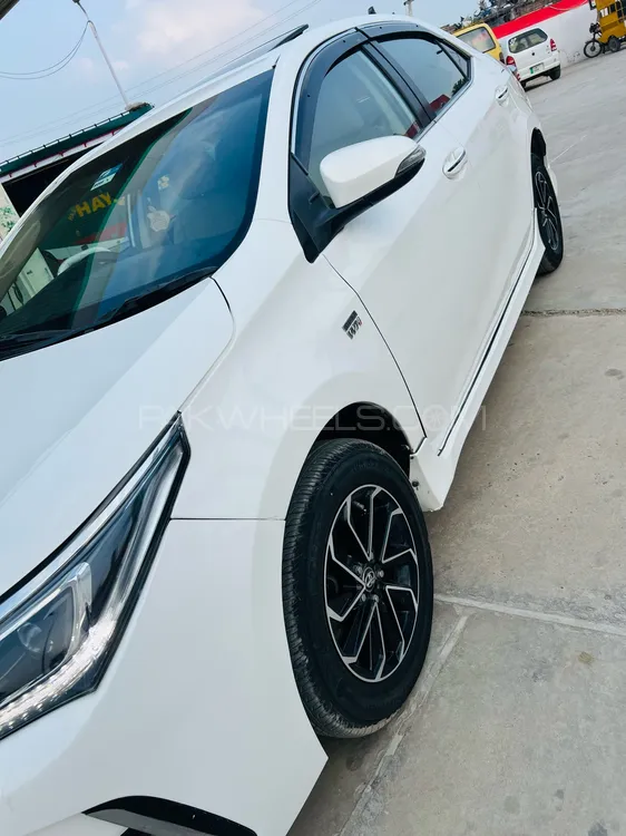 Toyota Corolla 2017 for Sale in Bannu Toyota Corolla 2017 for Sale in Bannu Image-2