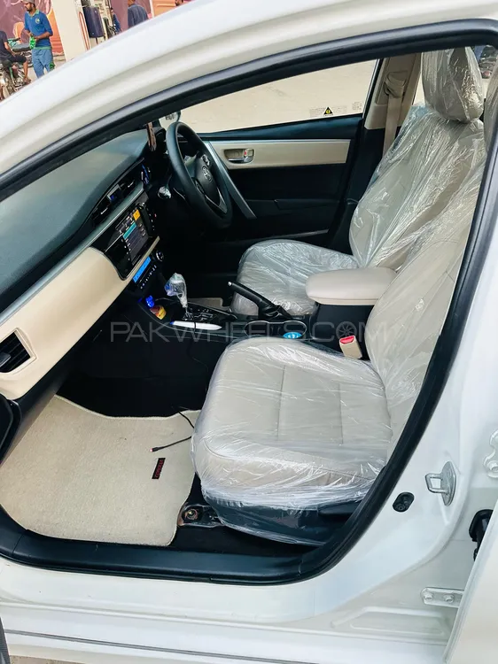 Toyota Corolla 2017 for Sale in Gujranwala Toyota Corolla 2017 for Sale in Gujranwala Image-17