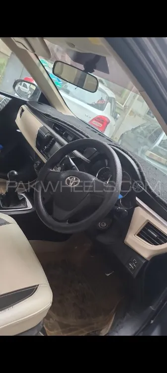 Toyota Corolla 2015 for Sale in Karachi Toyota Corolla 2015 for Sale in Karachi Image-3