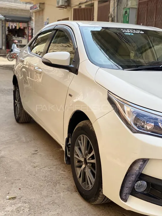 Toyota Corolla 2018 for Sale in Lahore Toyota Corolla 2018 for Sale in Lahore Image-15