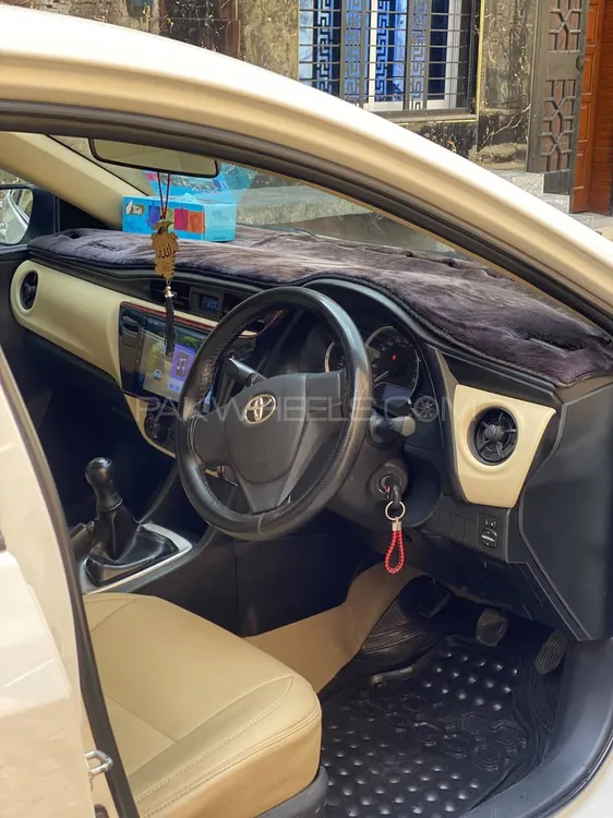 Toyota Corolla 2018 for Sale in Lahore Toyota Corolla 2018 for Sale in Lahore Image-13