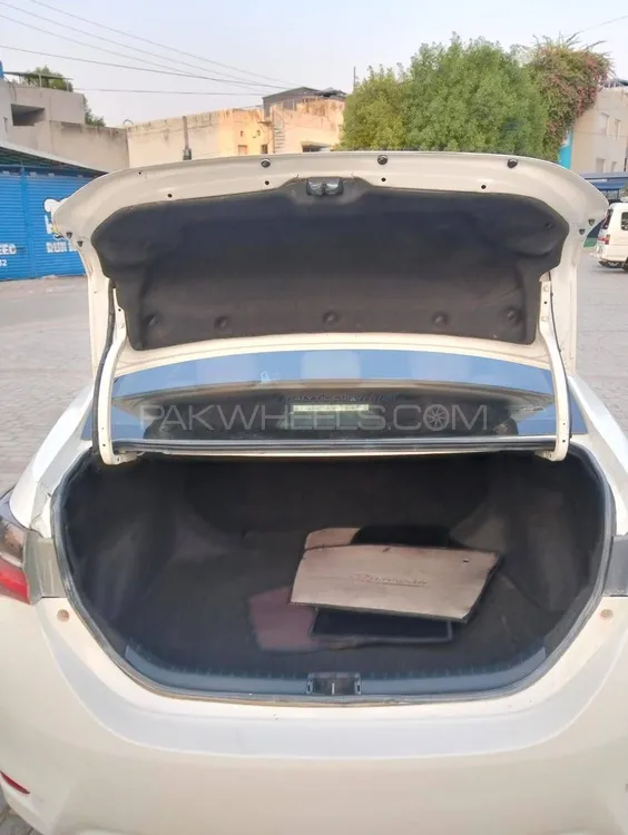 Toyota Corolla 2019 for Sale in Lahore Toyota Corolla 2019 for Sale in Lahore Image-8