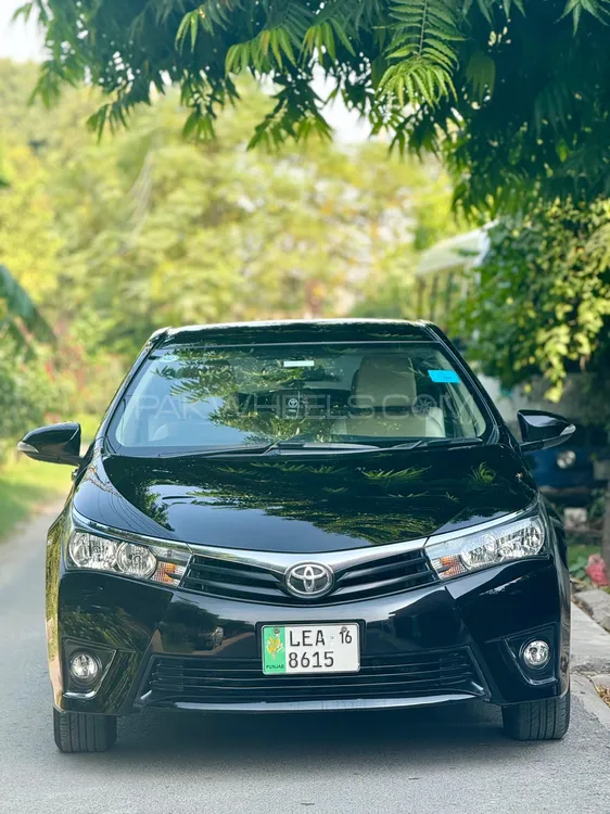 Toyota Corolla 2016 for Sale in Lahore Image-1