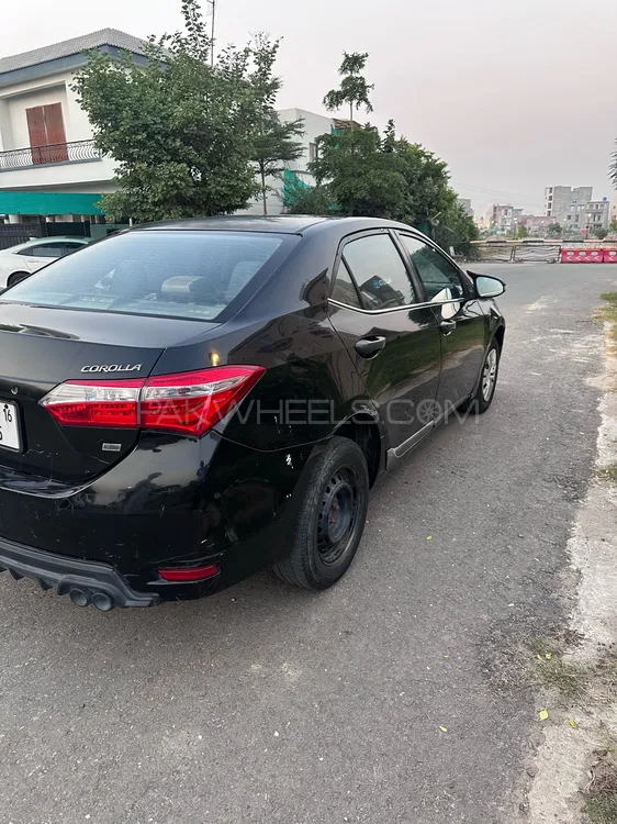 Toyota Corolla 2016 for Sale in Lahore Toyota Corolla 2016 for Sale in Lahore Image-9