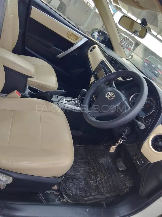 Toyota Corolla 2018 for Sale in Lahore Toyota Corolla 2018 for Sale in Lahore Image-7