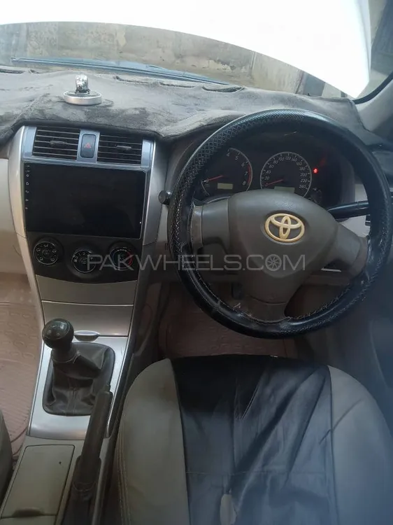 Toyota Corolla 2010 for Sale in Chichawatni Image-1