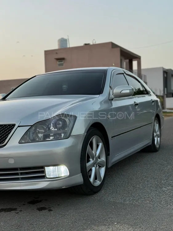 Toyota Crown 2006 for Sale in Lahore Toyota Crown 2006 for Sale in Lahore Image-3