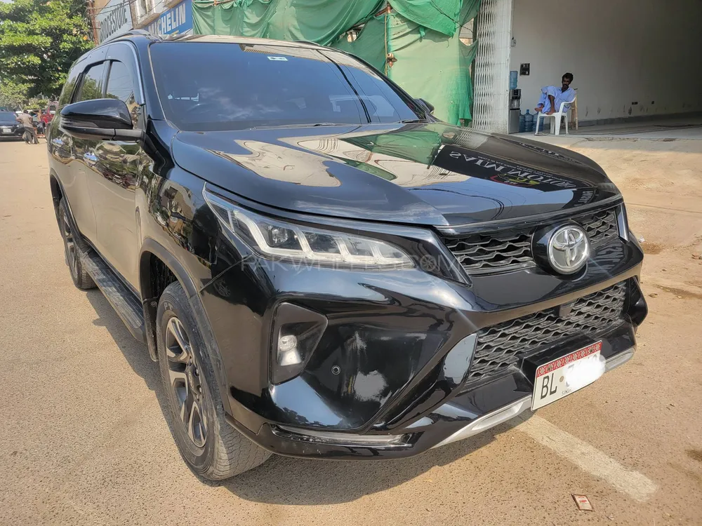 Toyota Fortuner 2023 for Sale in Karachi Image-1