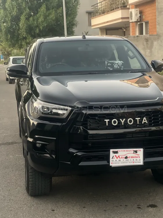 Toyota Hilux 2025 for Sale in Gujranwala Image-1