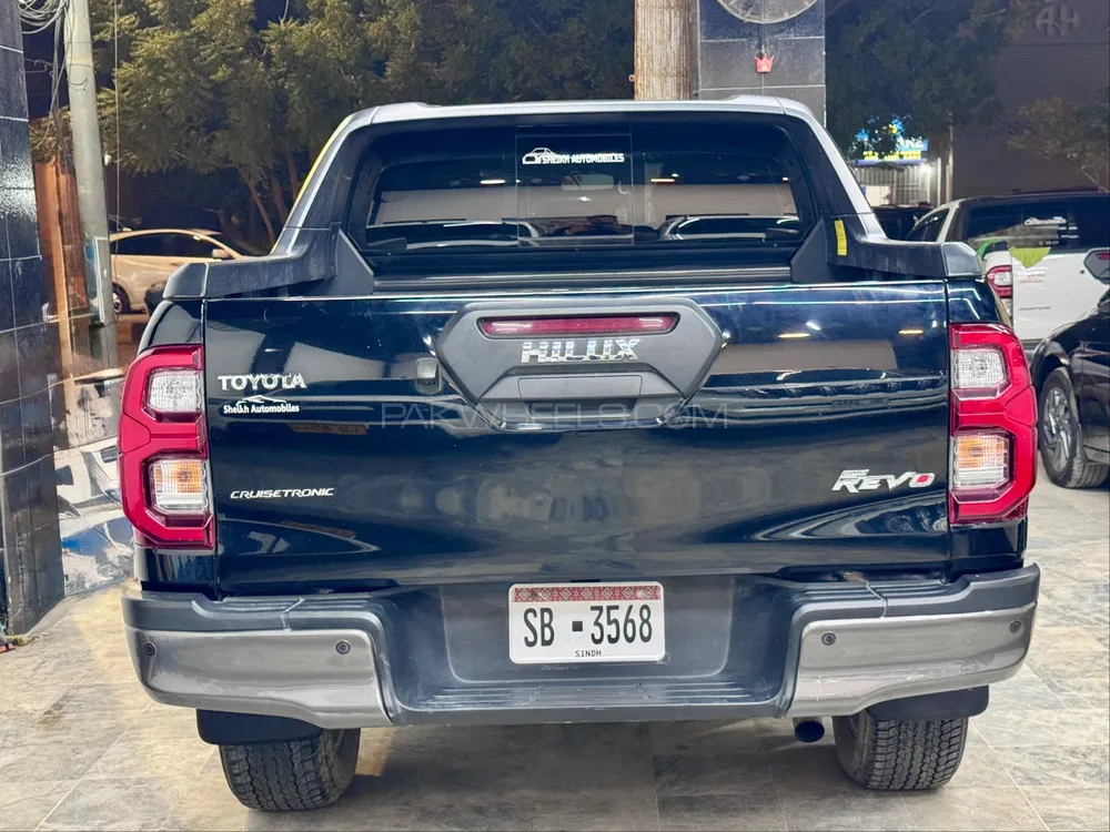 Toyota Hilux 2022 for Sale in Karachi Toyota Hilux 2022 for Sale in Karachi Image-9