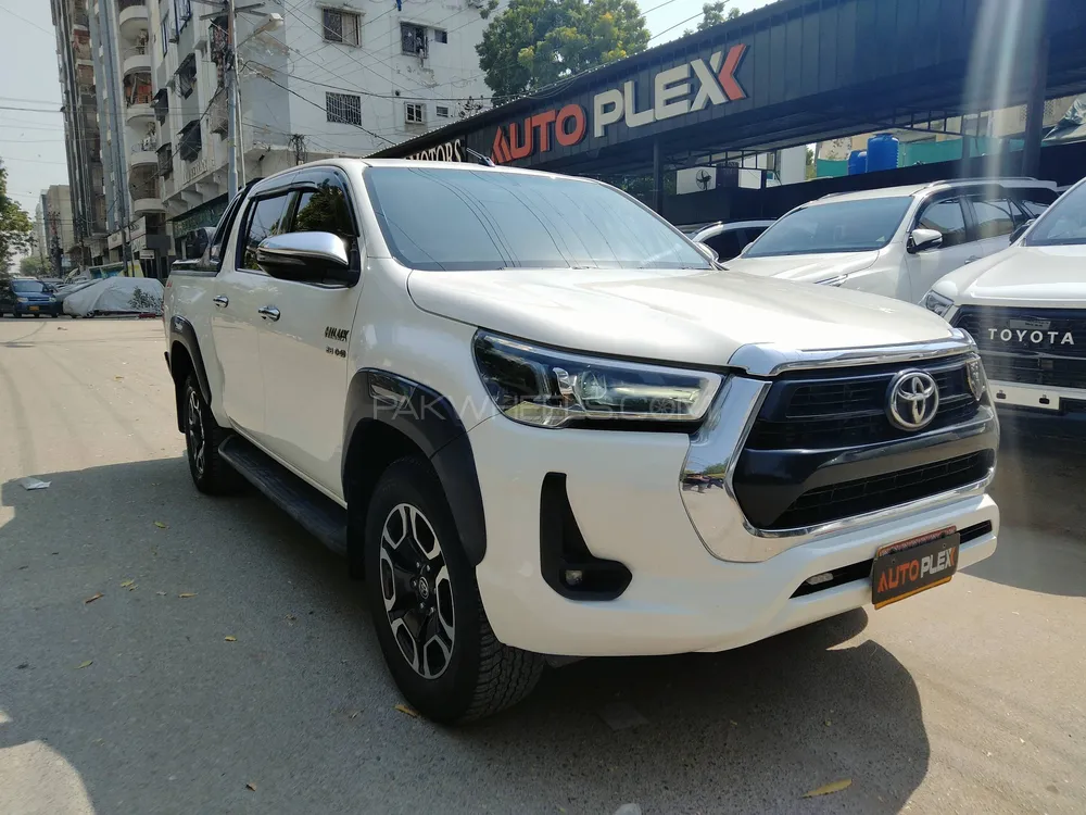 Toyota Hilux 2021 for Sale in Karachi Image-1