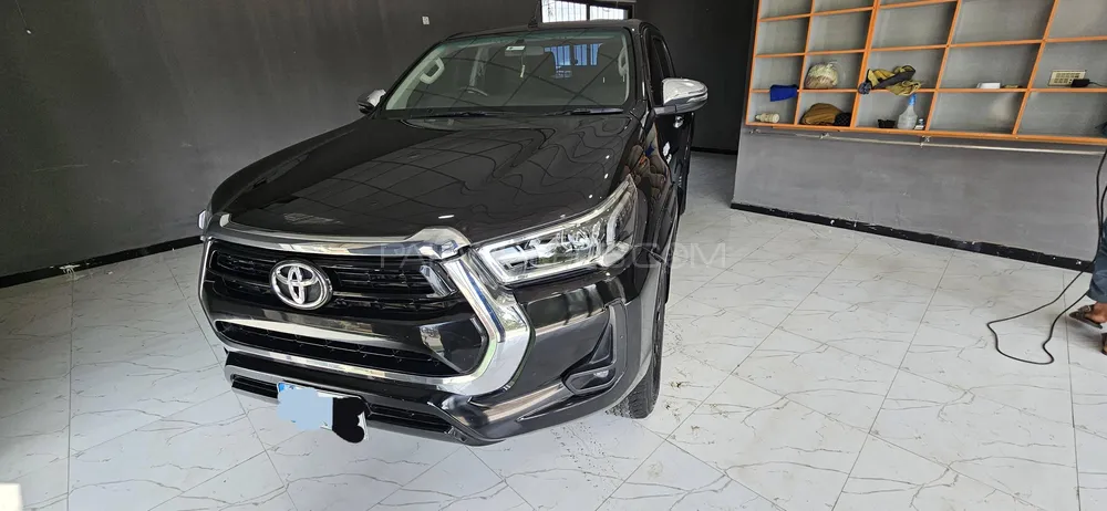 Toyota Hilux 2021 for Sale in Islamabad Image-1