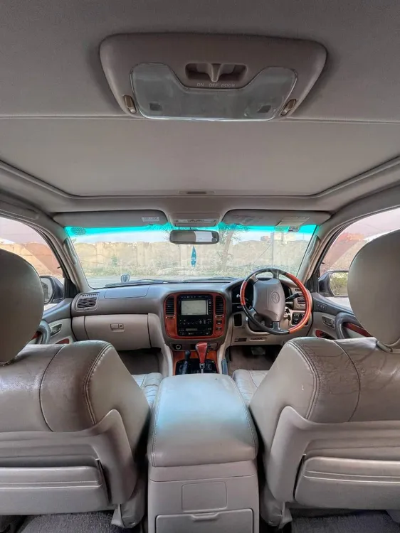 Toyota Land Cruiser 2001 for Sale in Faisalabad Toyota Land Cruiser 2001 for Sale in Faisalabad Image-2